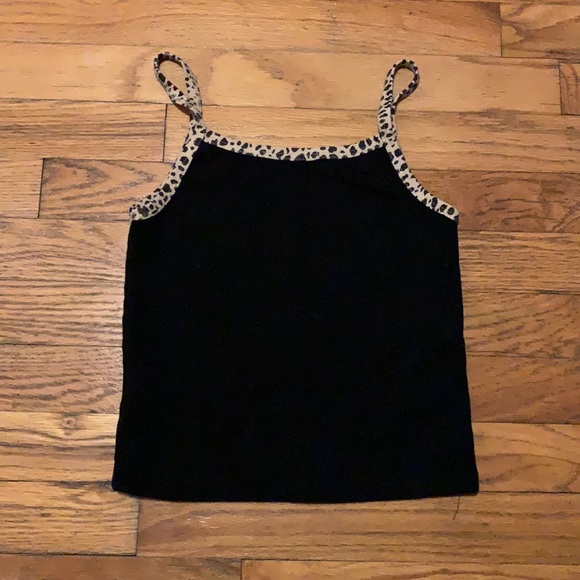 Brandy Melville cheetah print black tank crop - Picture 3 of 5